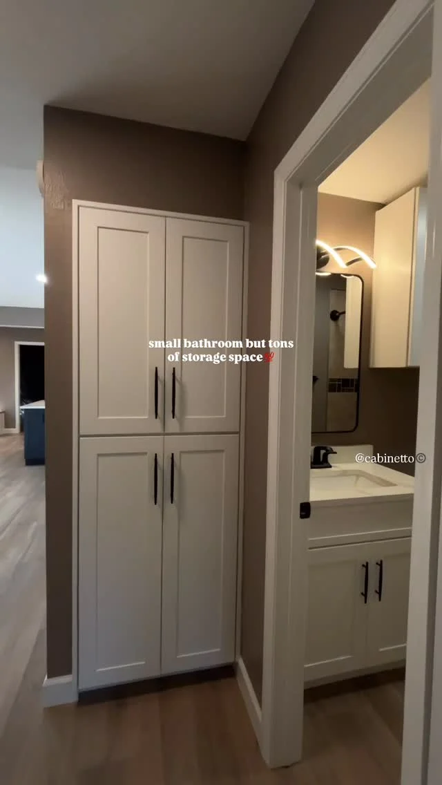 Our client said they needed more storage in their small vanity and we made it happen ✨

Smart design, functional layout, and every inch maximized without compromising style. Because even the smallest spaces deserve big solutions.

Call us today to get your free quote📞

#cabinetto #austin #bathroominspiration #bathremodel #whiteshakercabinets