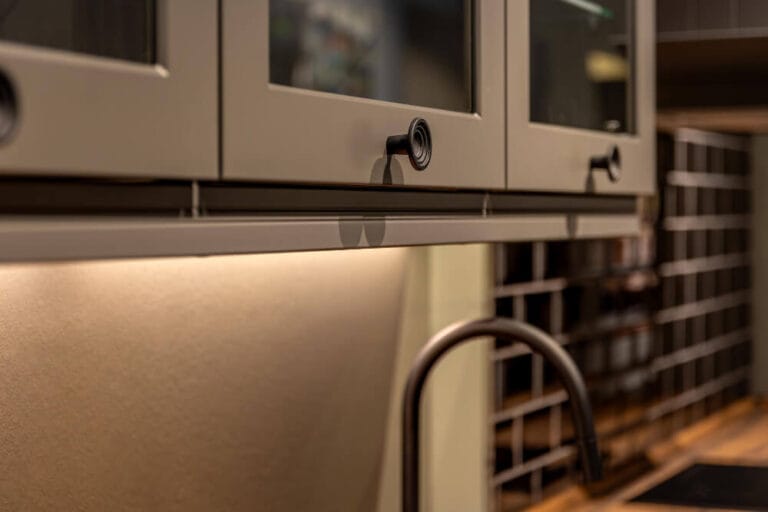 painted-vs-stained-kitchen-cabinets