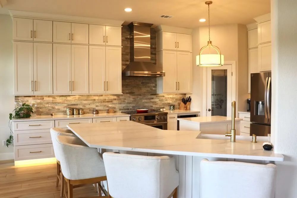 Kitchen Remodeling in Georgetown with Fabuwood Galaxy Dove